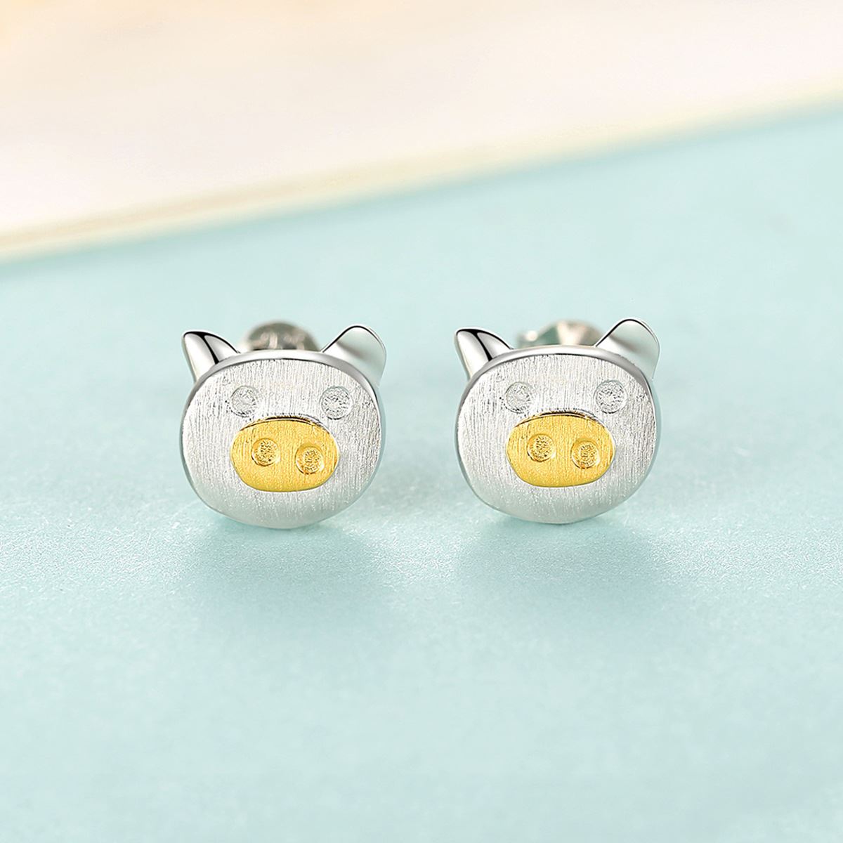 Cute Mini Pig 925 Sterling Silver Stud Earrings